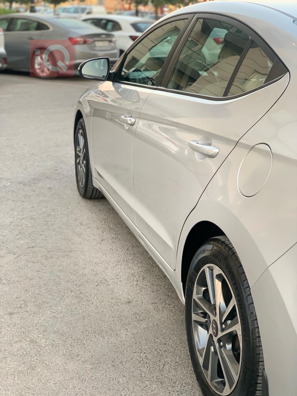 هيونداي النترا